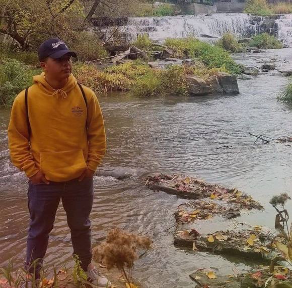 Meet your Posher, Jose antonio - Picture 1 of 1